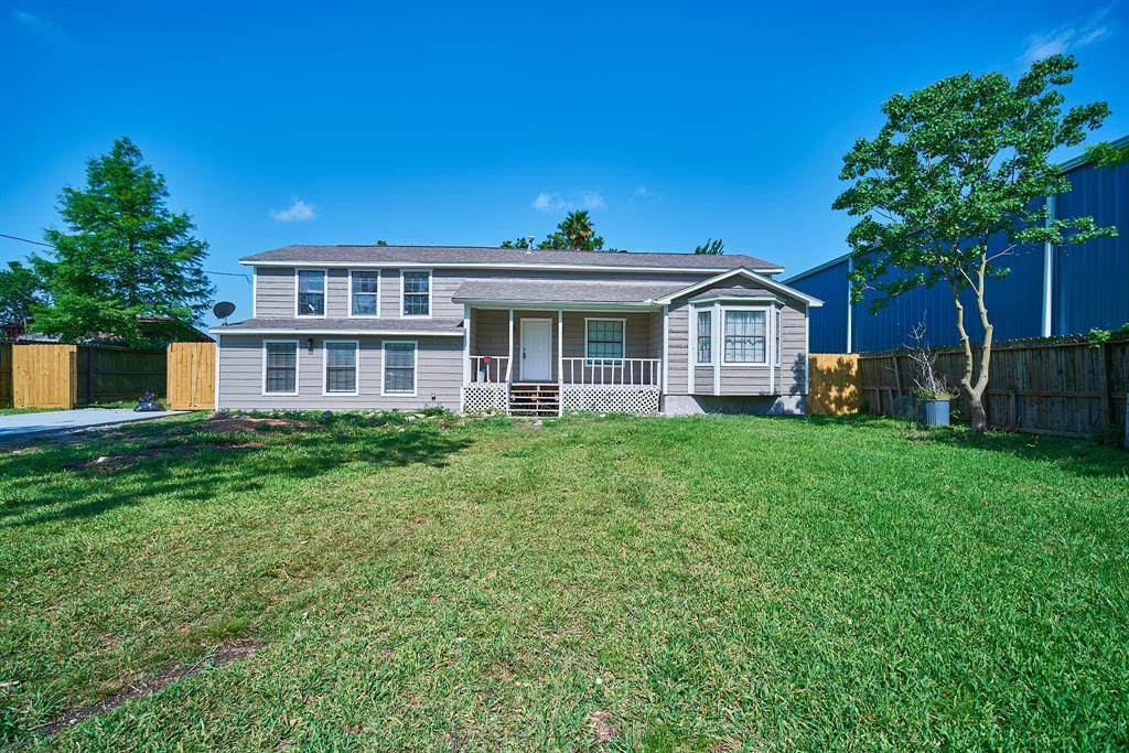 2824 Morning Glory Drive - Photo 1
