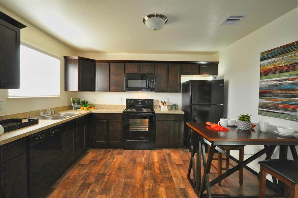 21155 Gosling Road - Photo 1