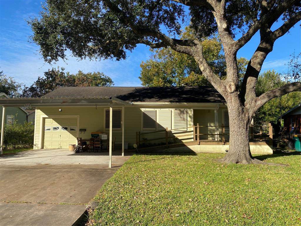 612 Honeysuckle Drive - Photo 1