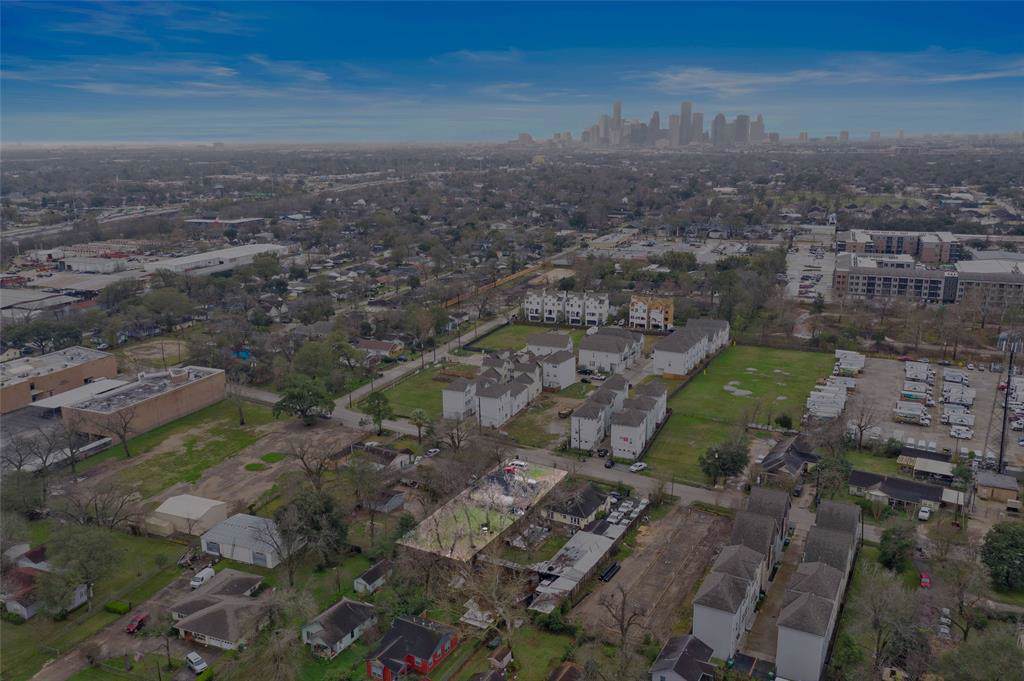 710 Link Road - Photo 1