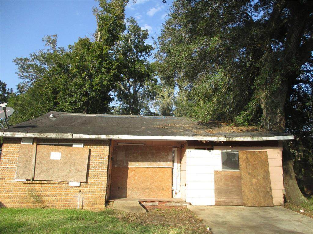 408 Cedar St - Photo 1