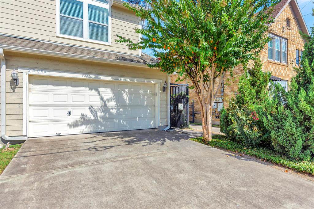2209 Alabama Street - Photo 1