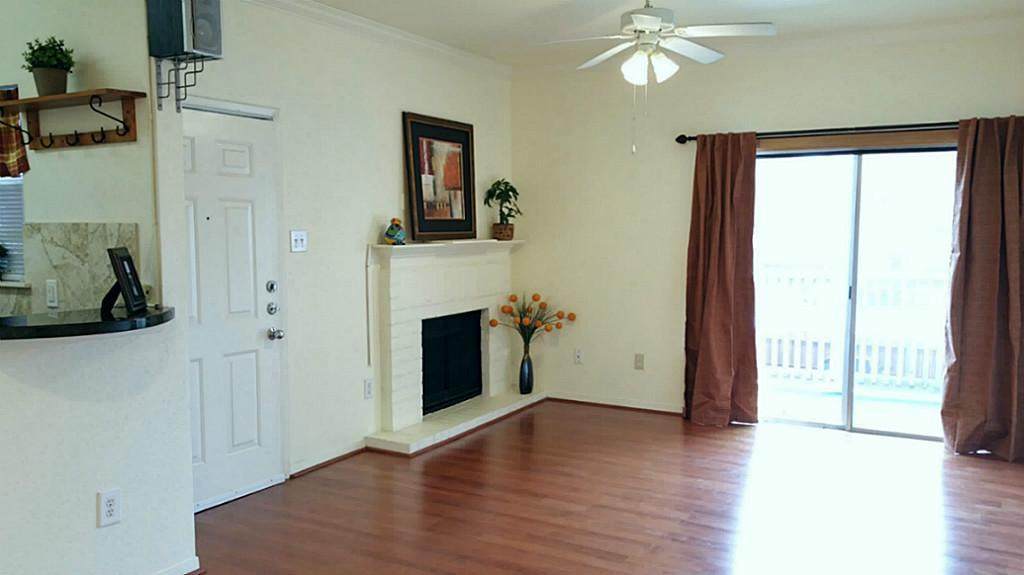 4041 Drake St - Photo 1