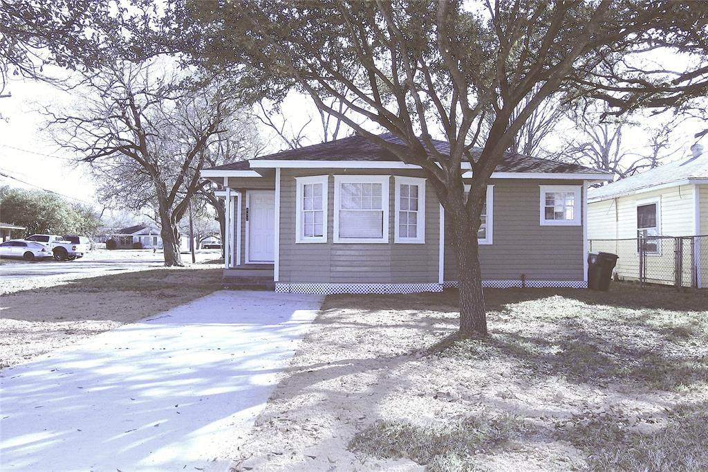 412 Live Oak Street - Photo 1