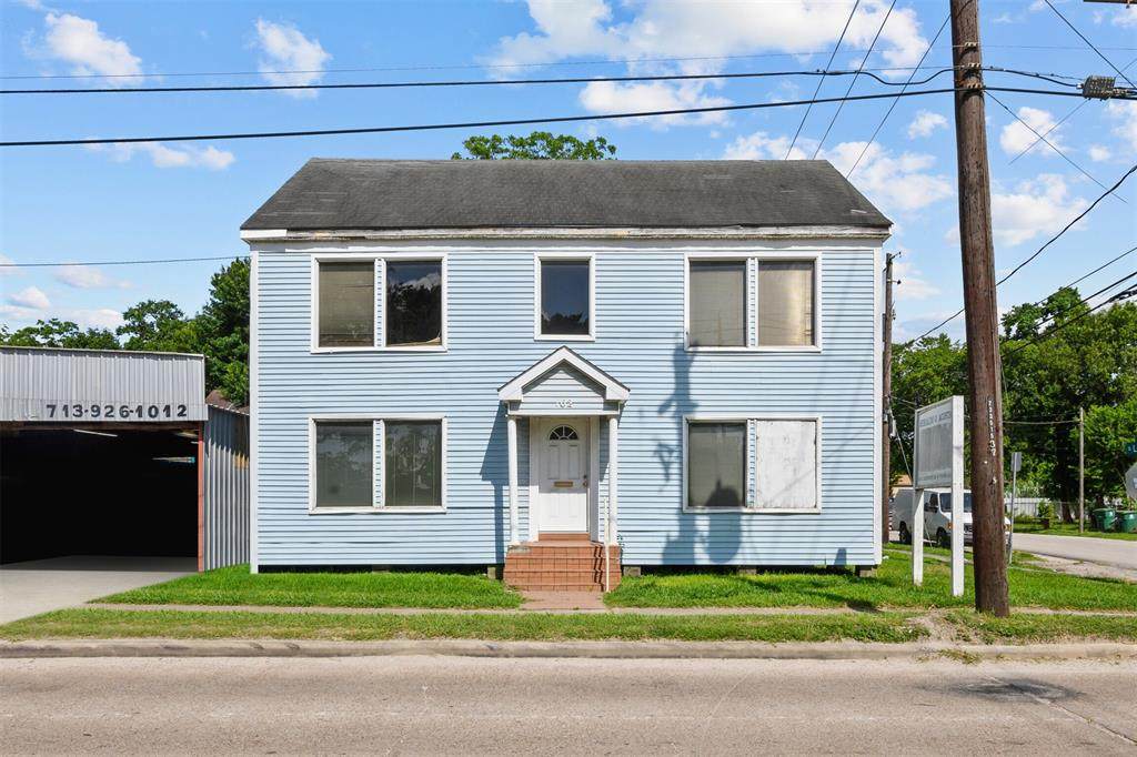 102 Lockwood Drive - Photo 1