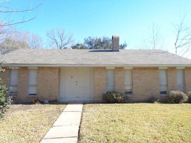 1615 Oakbury Drive - Photo 1