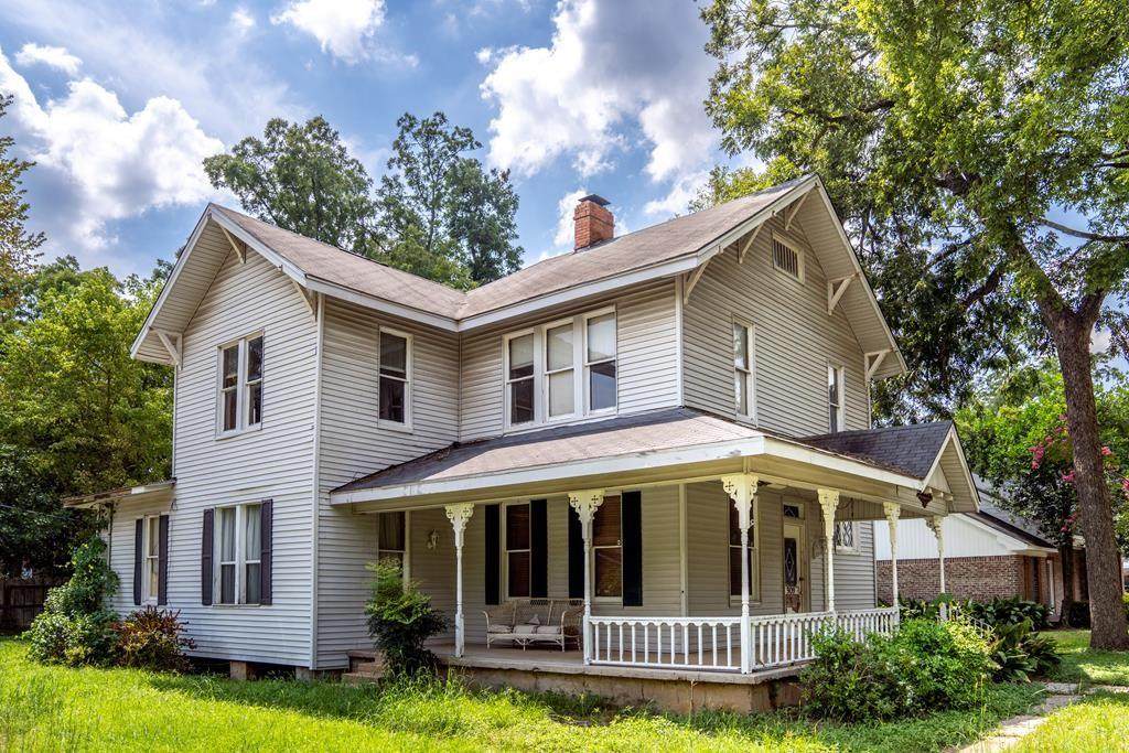 909 East Houston - Photo 1