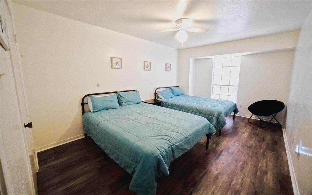1903 Back Bay Drive - Photo 1