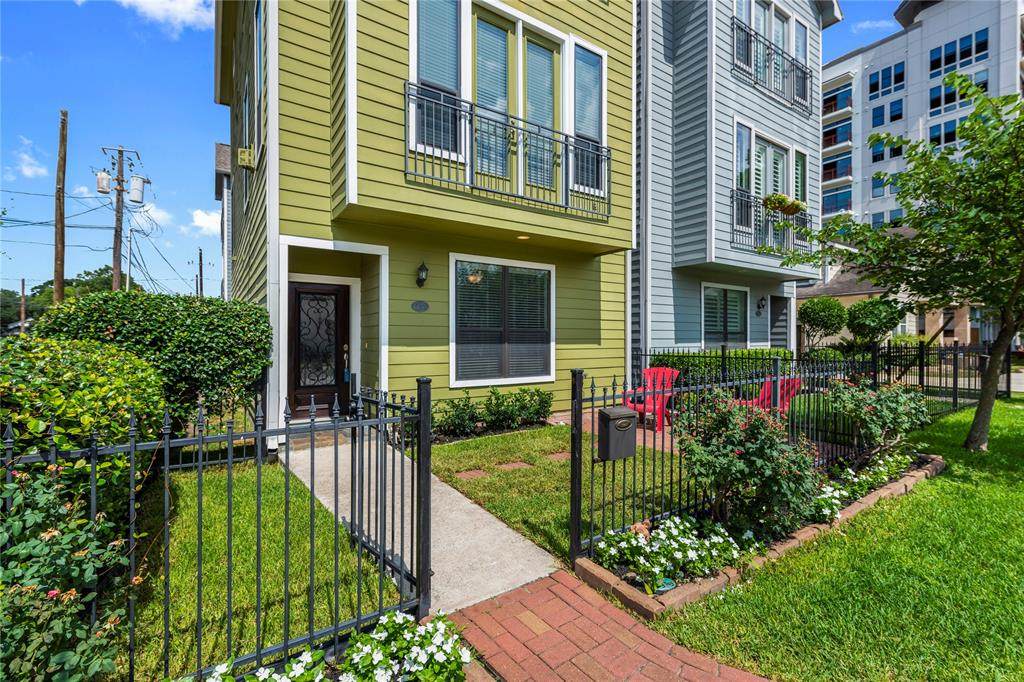 1401 Dorothy Street - Photo 1