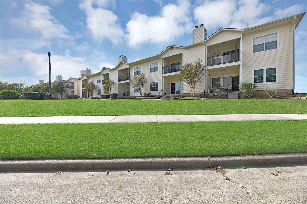 12565 Melville Drive - Photo 1