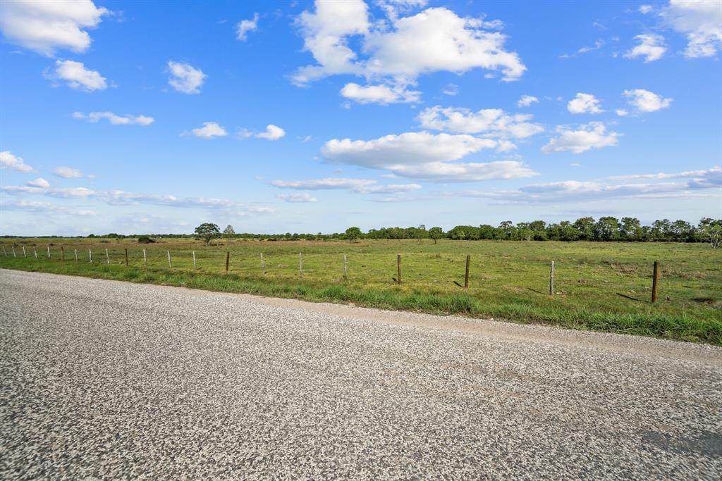 9002 Beard Road - Photo 1