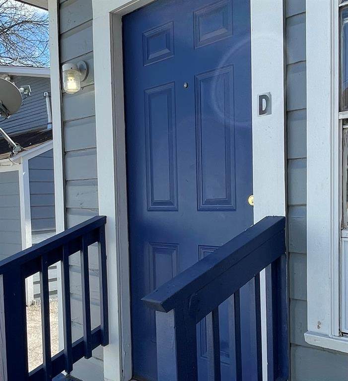 7427 Avenue I - Photo 1