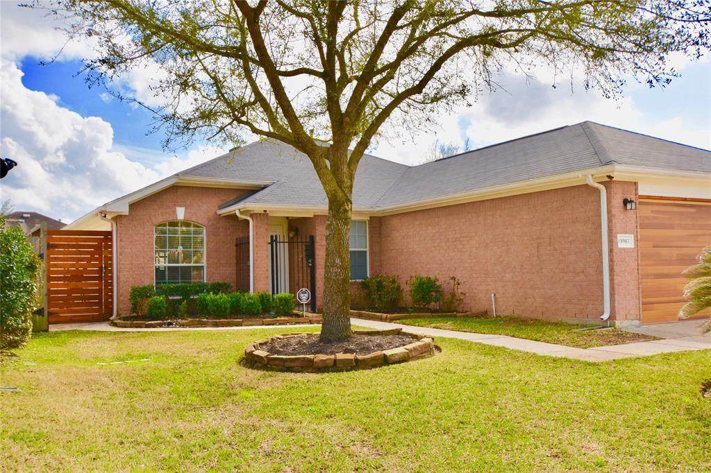 18903 Wimbledon Drive - Photo 1