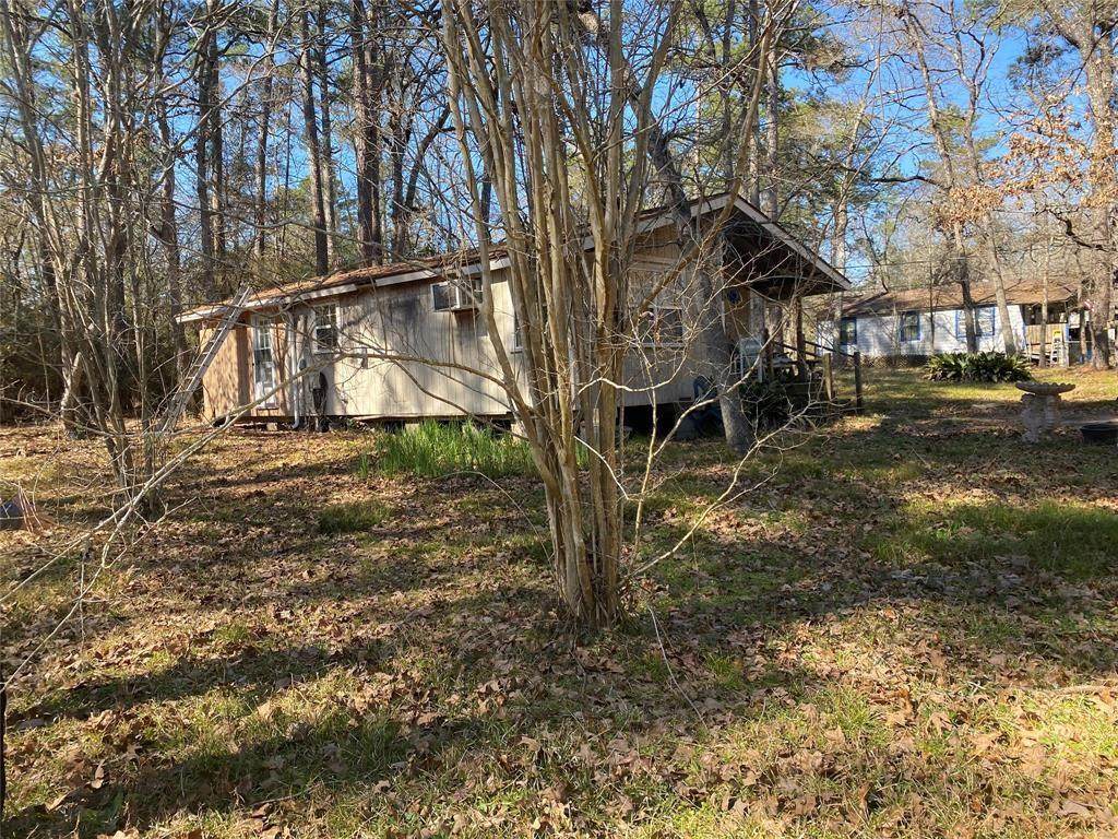 15589 Apen - Photo 1