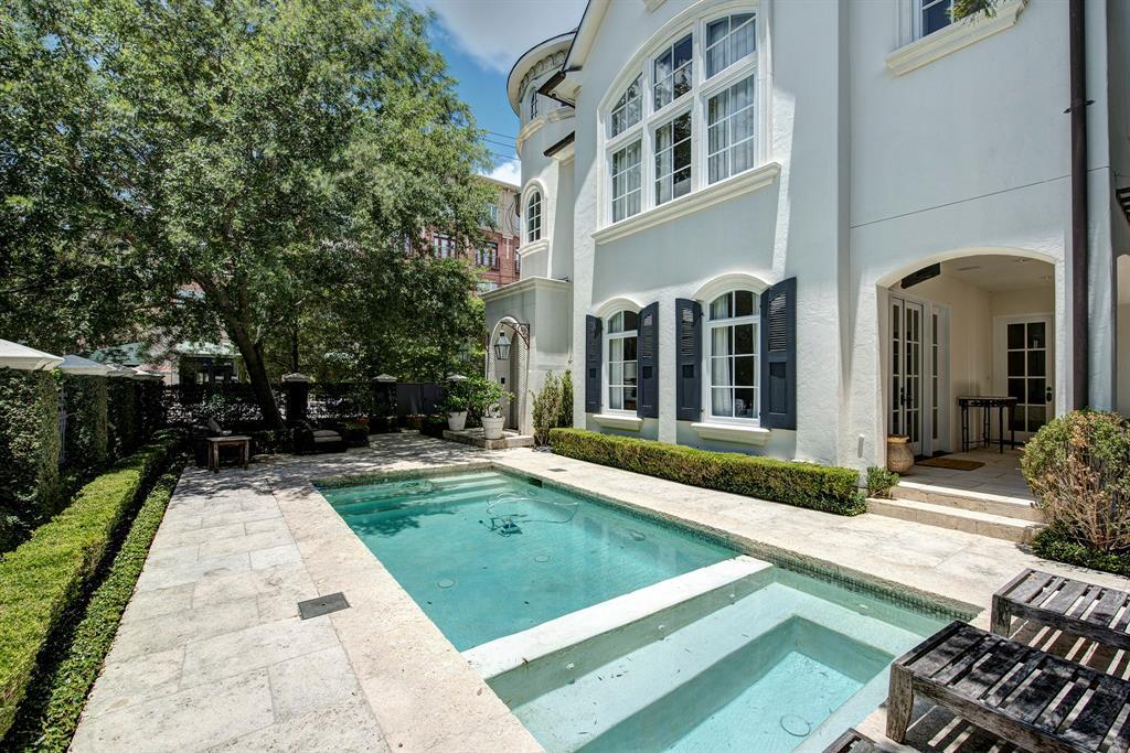 2376 Bolsover Street - Photo 1