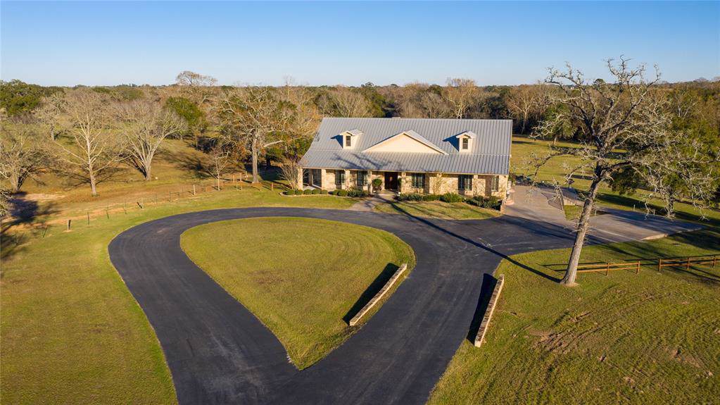 40838 Kelley Road - Photo 1