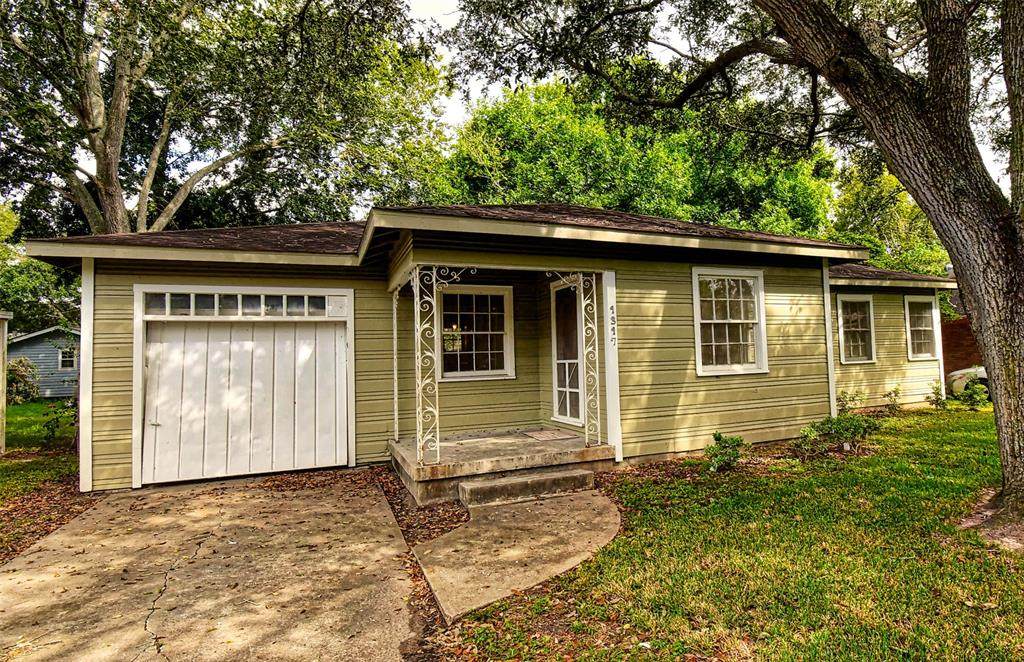 1317 Highland Drive - Photo 1