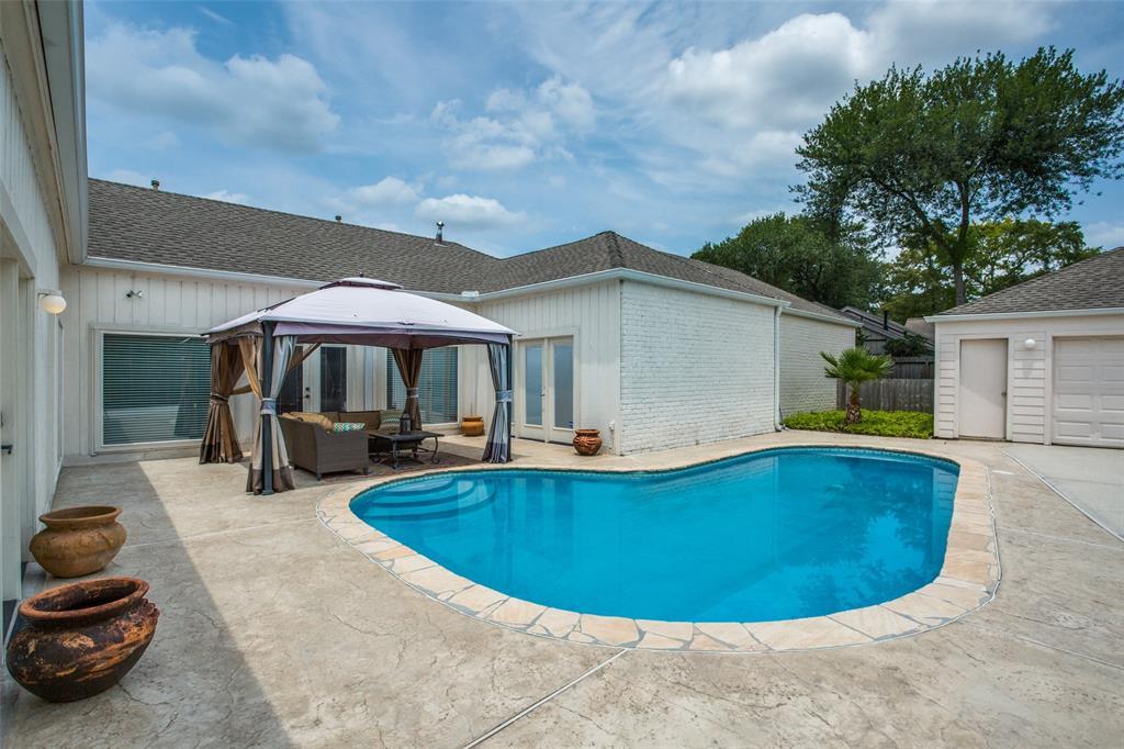 11514 Lakeside Place Drive - Photo 1