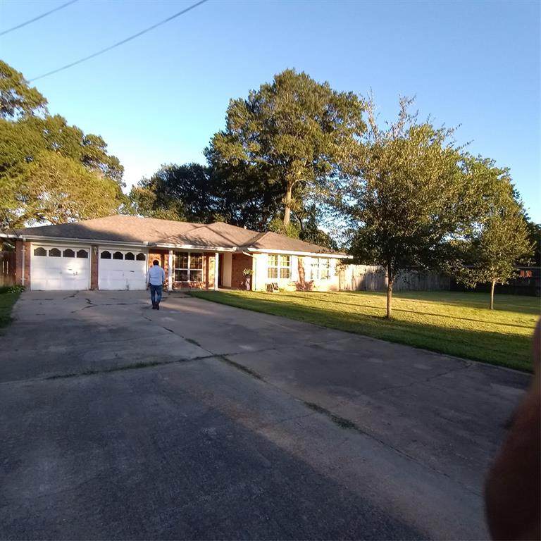 9505 Radio Road - Photo 1