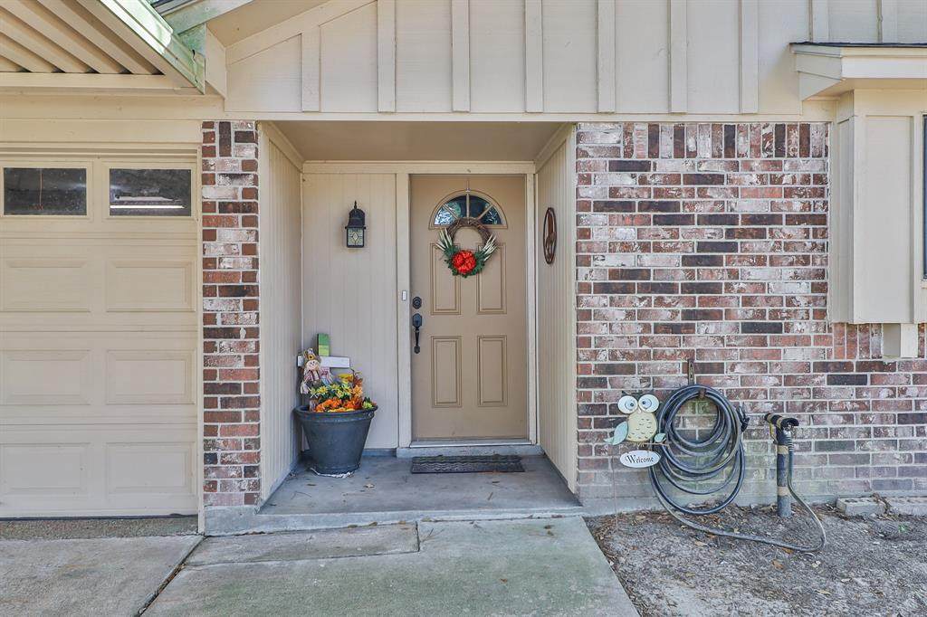 4321 Lariat Drive - Photo 1