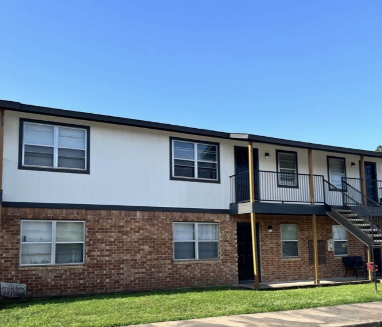 1415 Norris Street - Photo 1