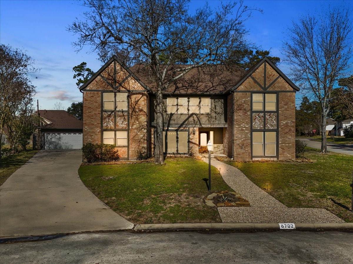 6702 Robinwick Court - Photo 1