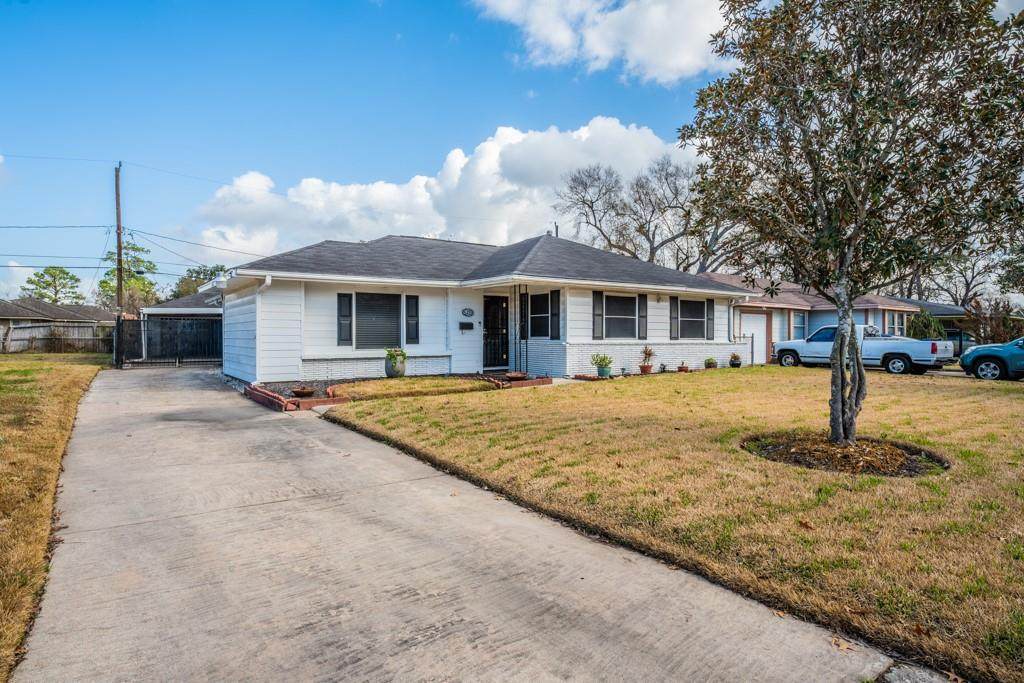 5219 Cortelyou Lane - Photo 1