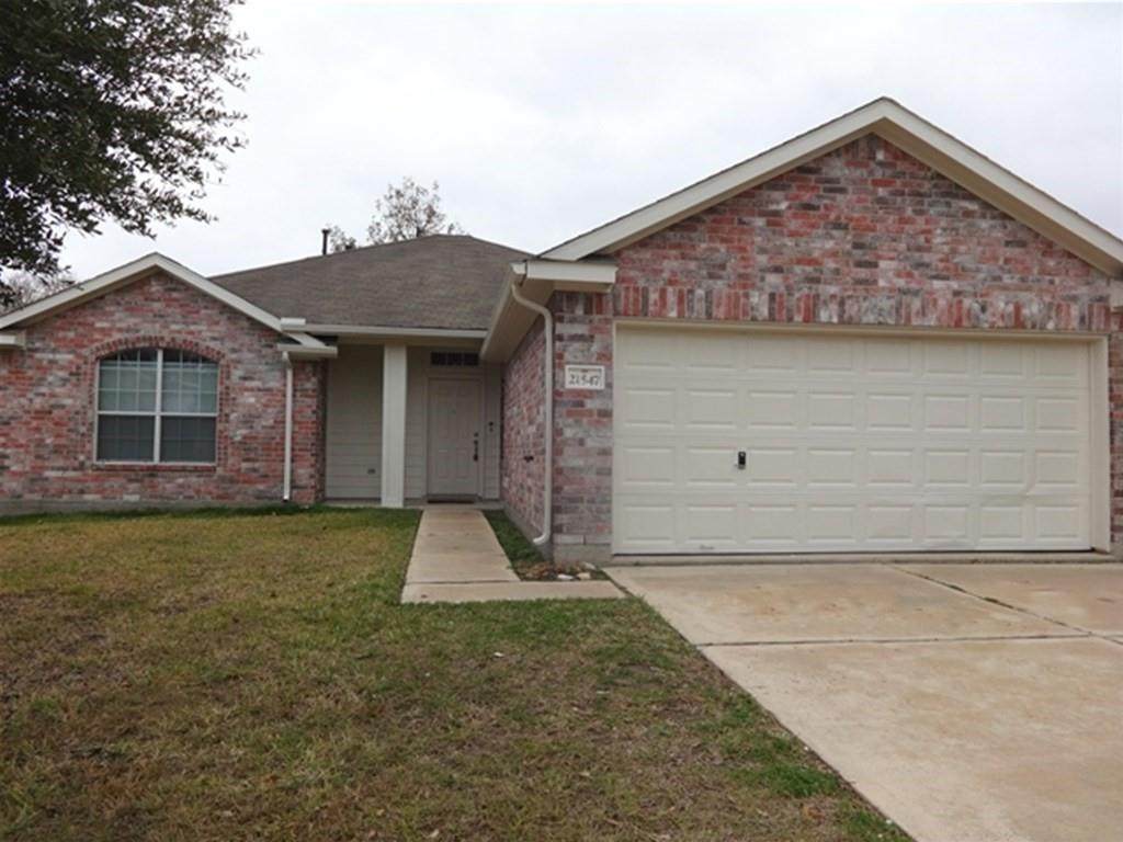 21547 Forest Colony Drive - Photo 1