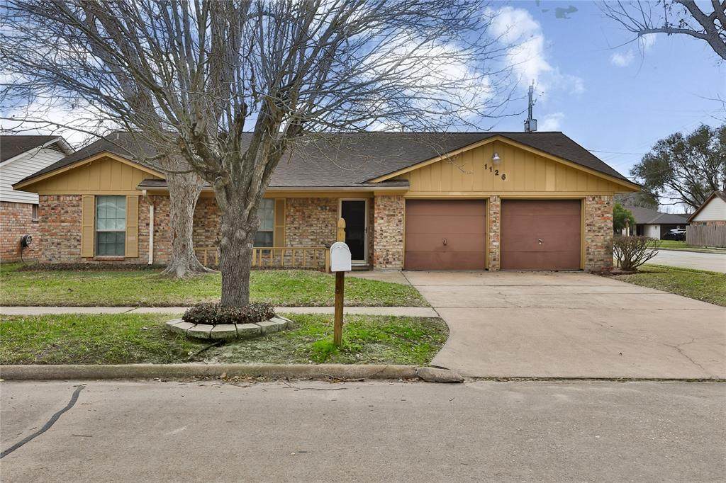 1126 Marshall Street - Photo 1