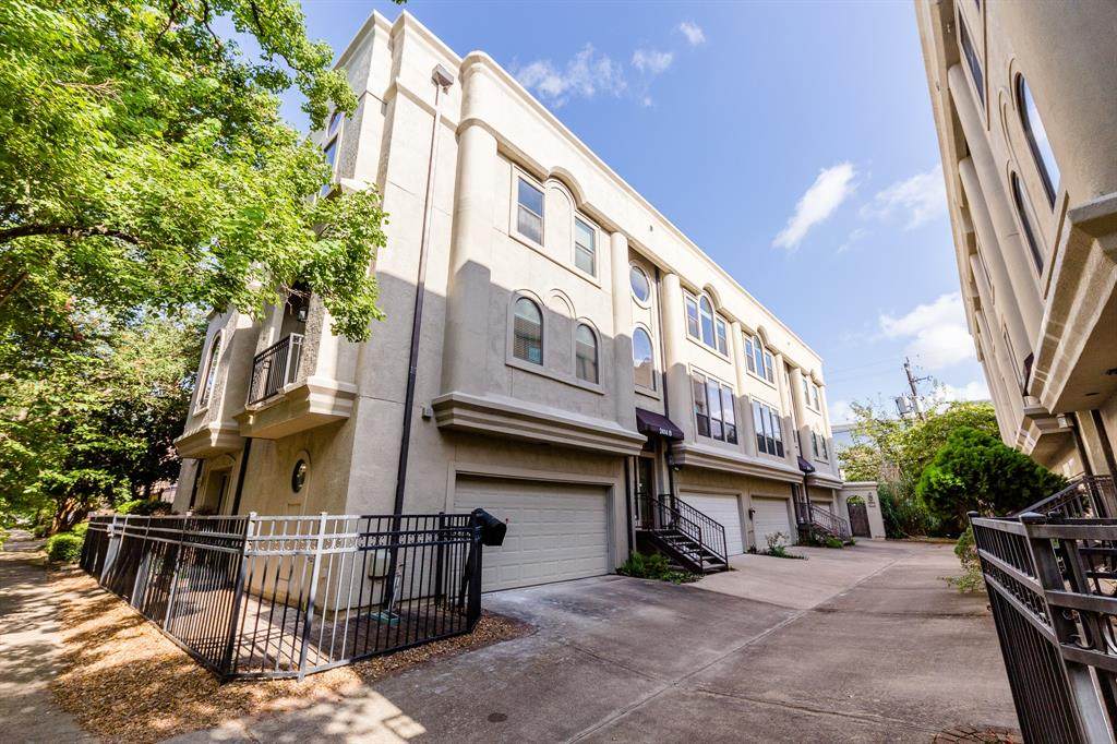 2414 Dorrington Street - Photo 1