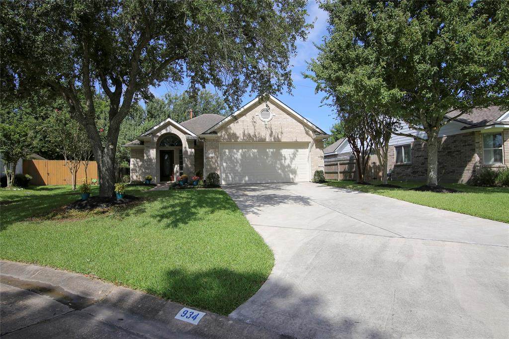 934 Peach Hollow Circle - Photo 1