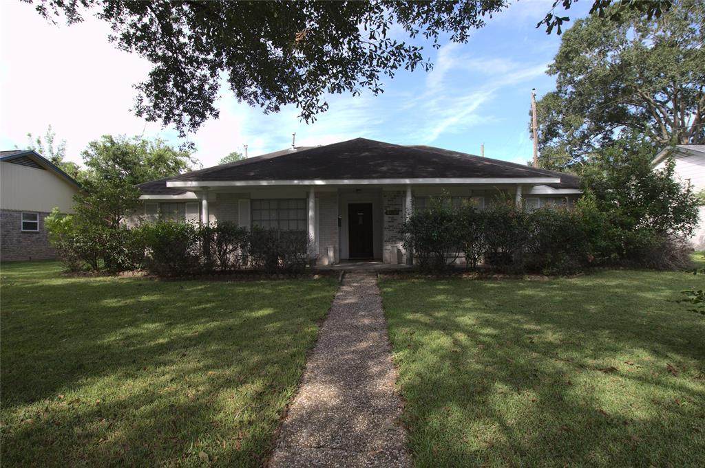 10018 Villa Lea Lane - Photo 1