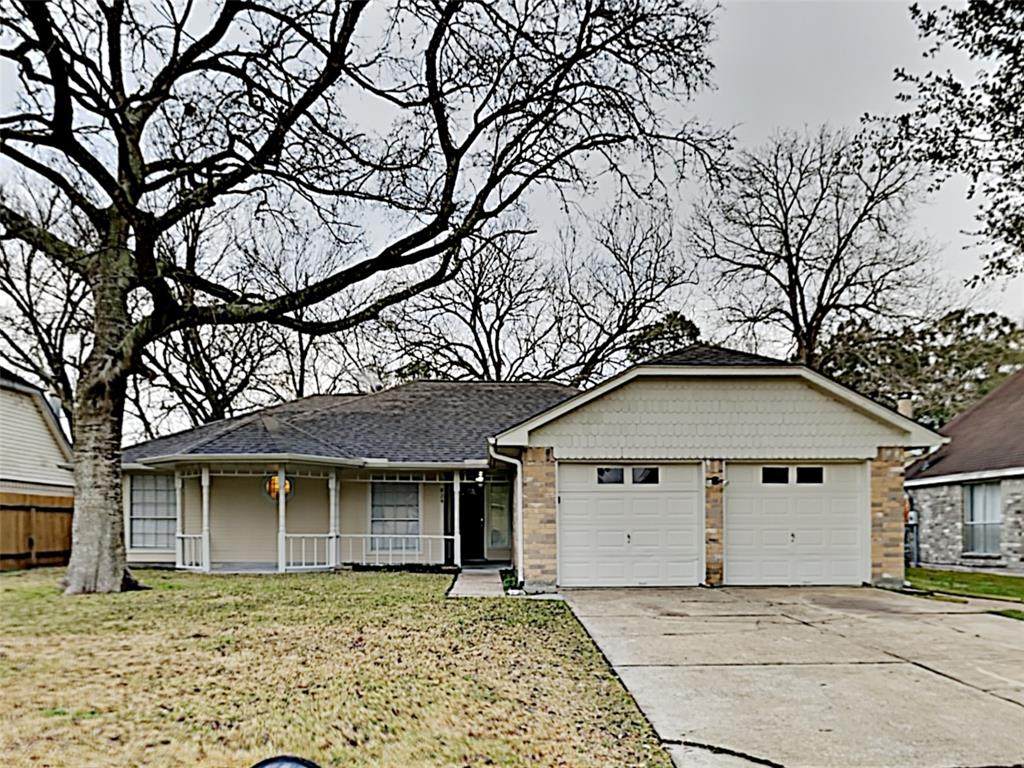 824 Oak Ridge Drive - Photo 1