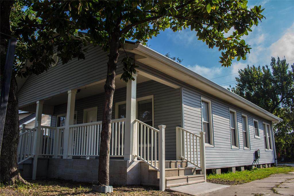 2333 Lidstone Street - Photo 1