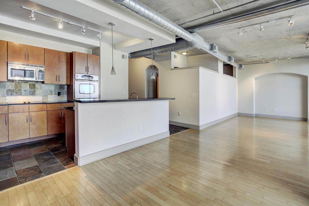 1901 Post Oak Boulevard - Photo 1