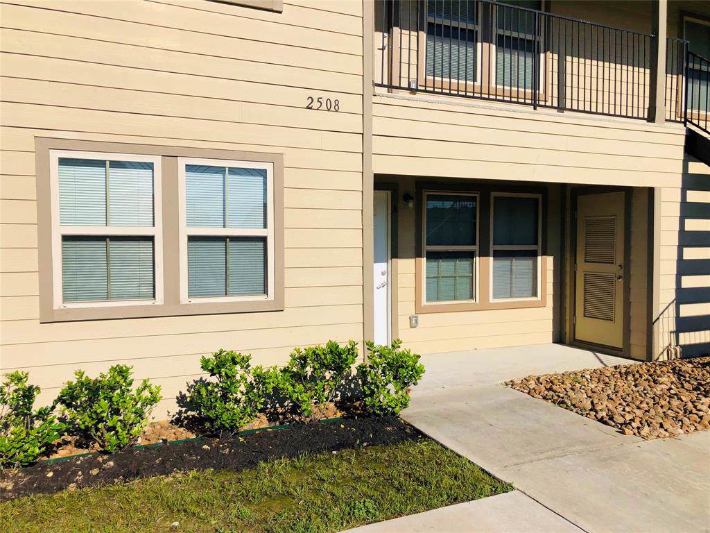 2508 Houston Avenue - Photo 1