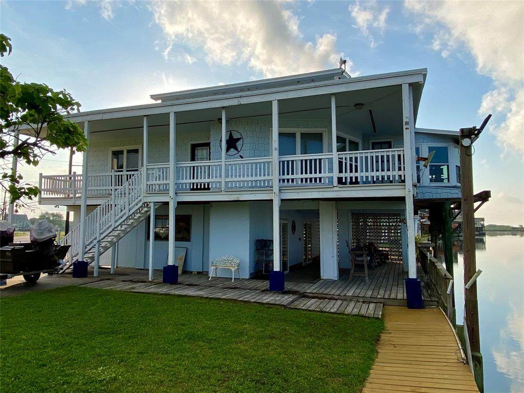 102 Redfish Drive - Photo 1