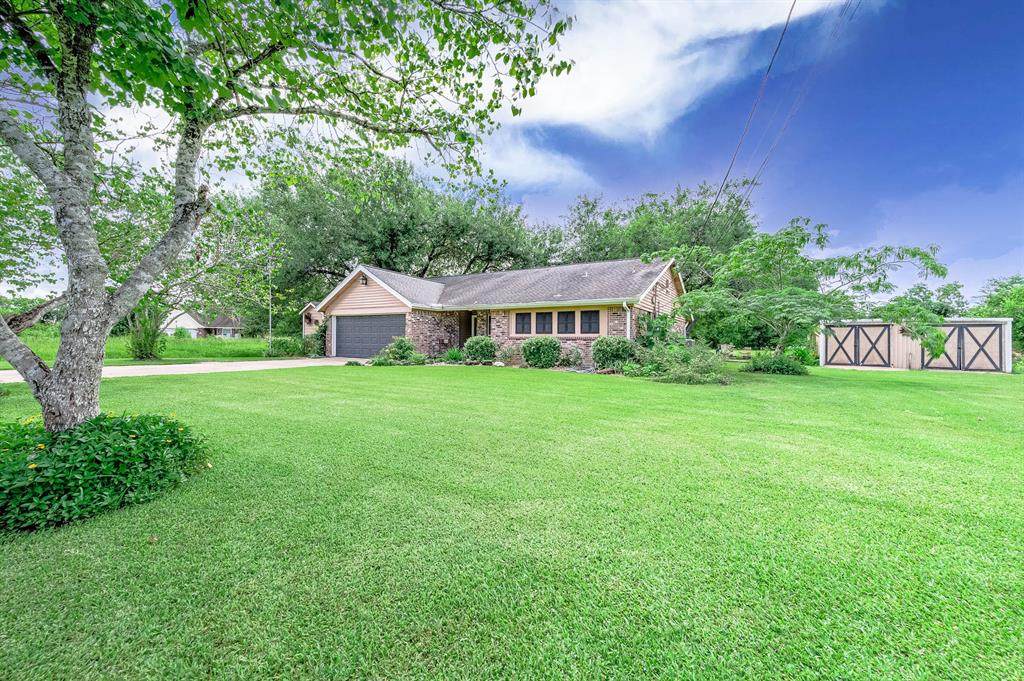 2703 County Road 962D - Photo 1