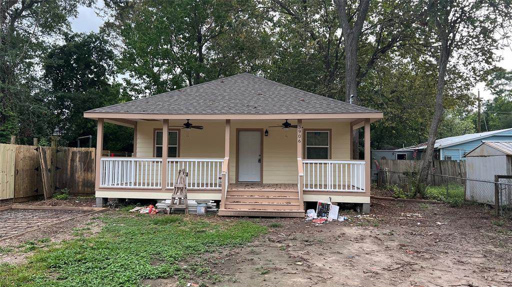 3906 Estes Street - Photo 1