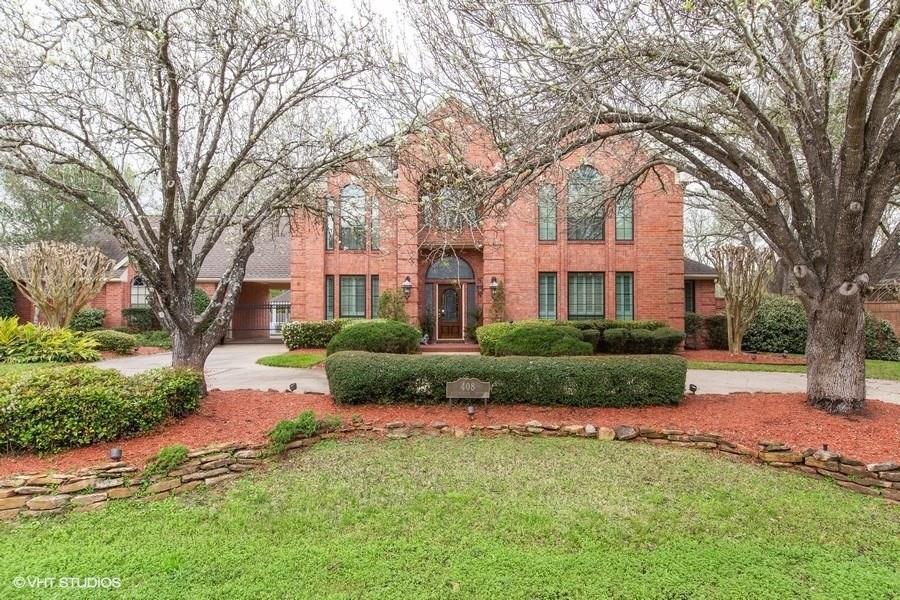 408 Fieldcreek Drive - Photo 1