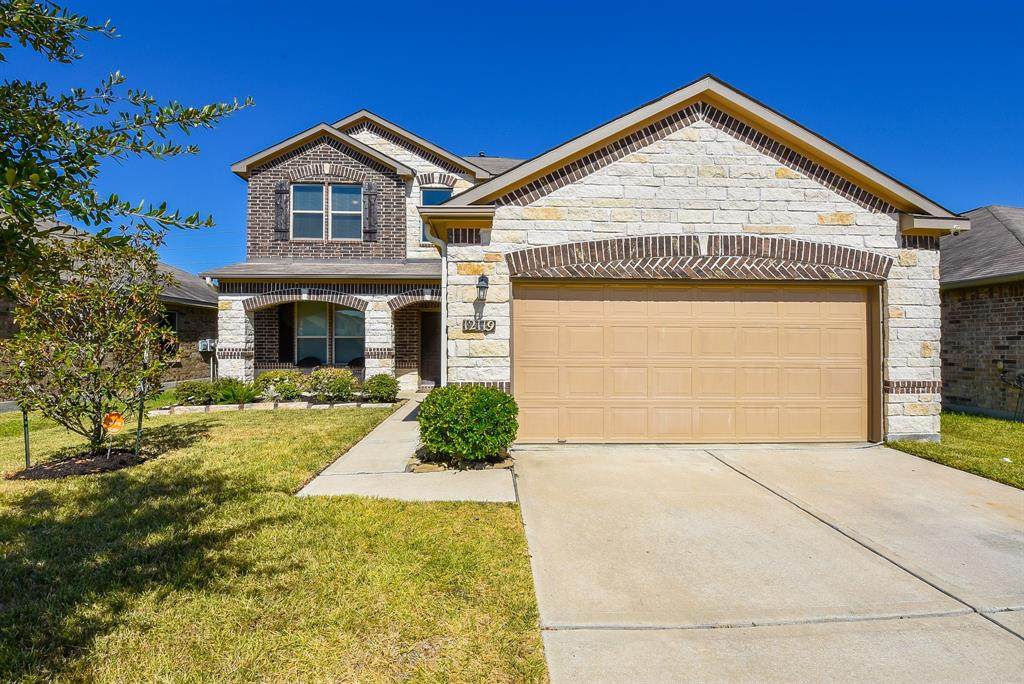 12119 Golden Oasis Lane - Photo 1