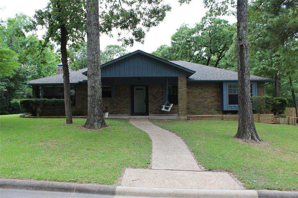 1901 Lake Drive - Photo 1