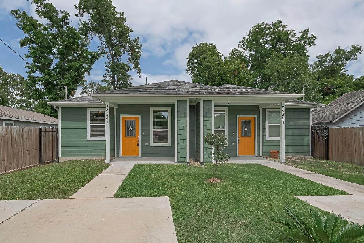 7926 Easter Street - Photo 1