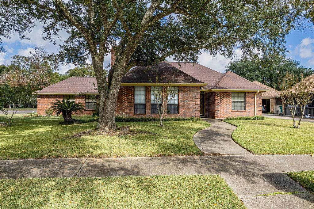 3604 La Reforma Boulevard - Photo 1