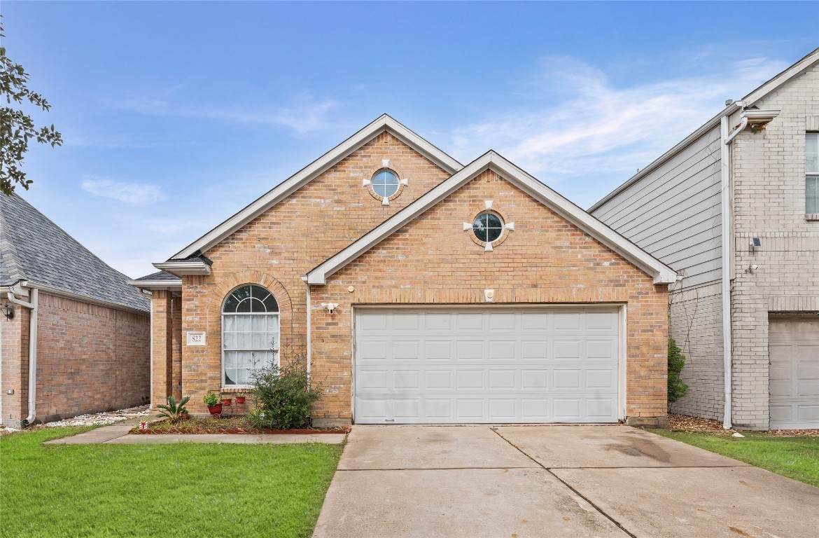 822 Green Pines Forest - Photo 1