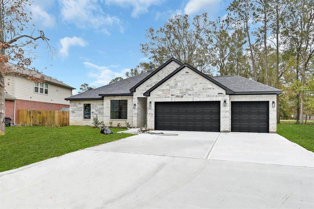 15918 Castaway Court - Photo 1