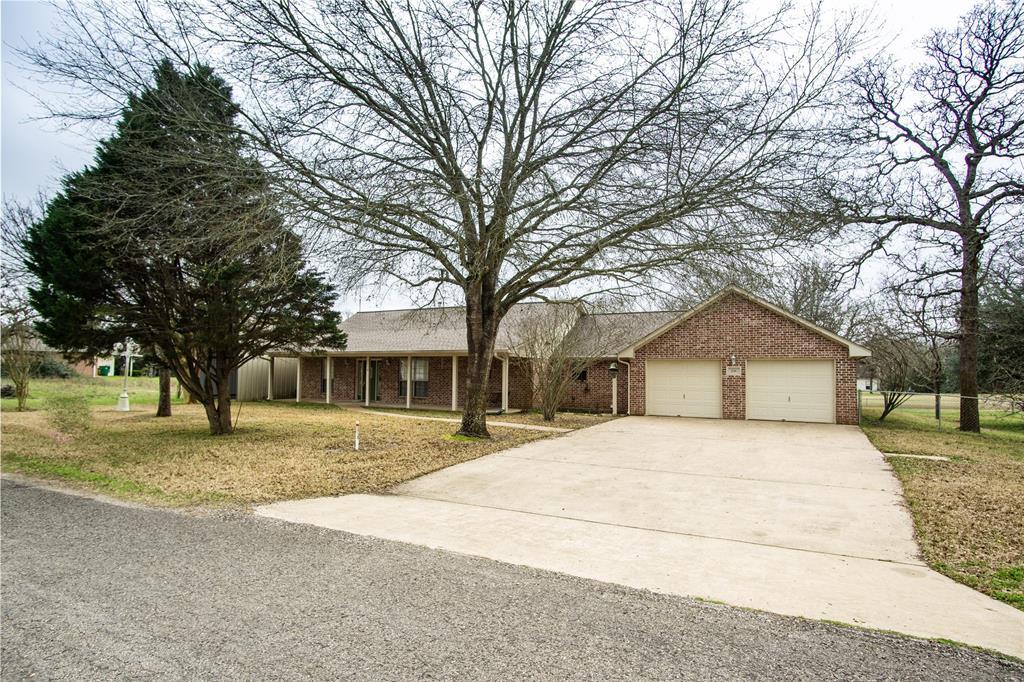 236 Goflview Drive - Photo 1