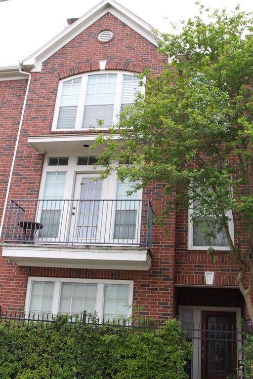 1806 Matthews Street - Photo 1
