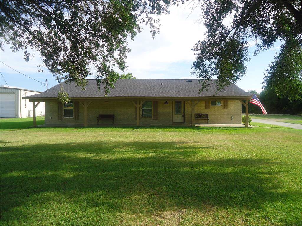 11438 P Street - Photo 1