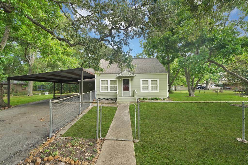419 Runneburg Road - Photo 1